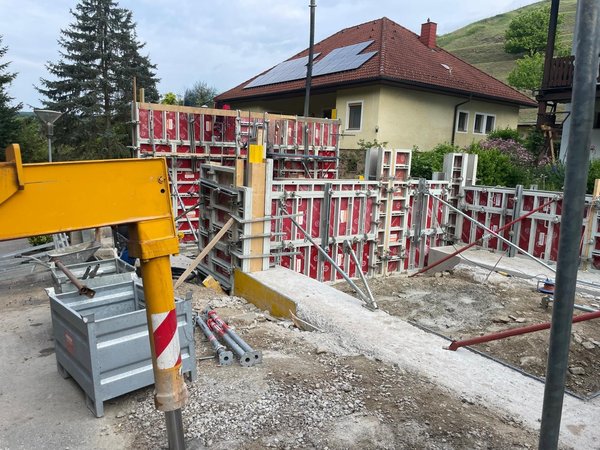 Großzügige Überdachung